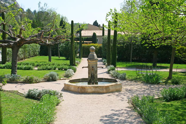 All&eacute;e proven&ccedil;ale