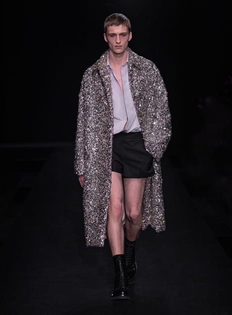 Look 10 du défilé Valentino