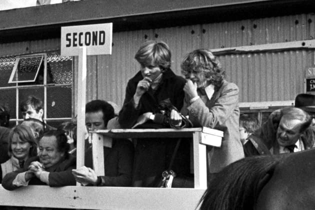 Diana Spencer et Camilla Parker Bowles ensemble aux courses de chevaux