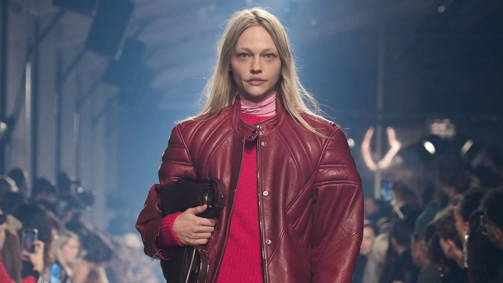 Look 33