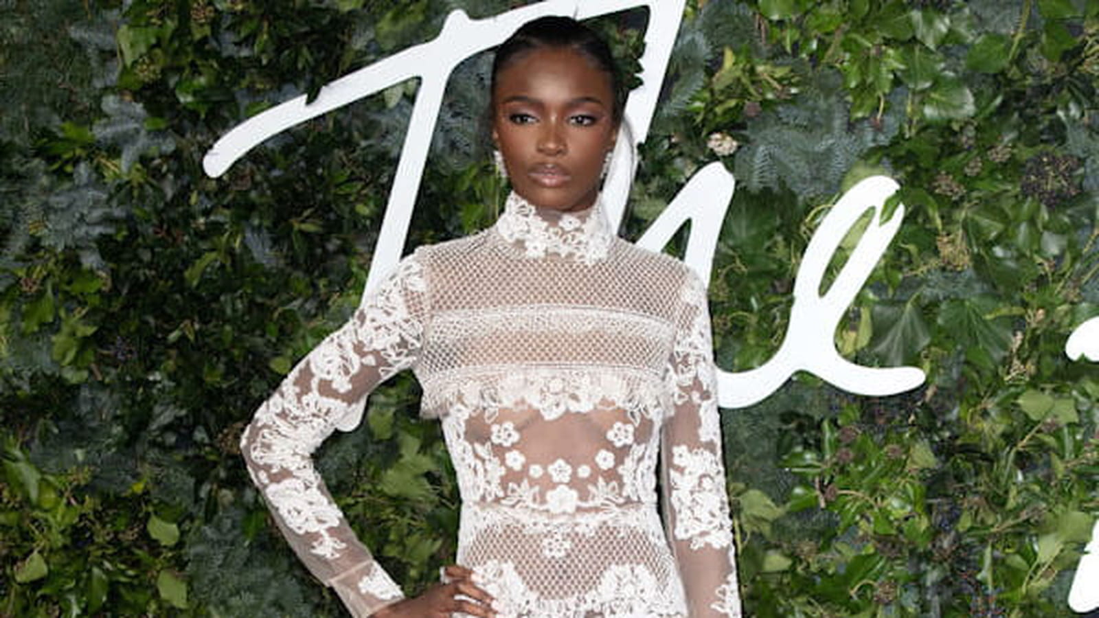 Leomie Anderson le 29 novembre 2021