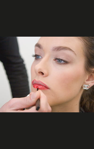 Etape 10&nbsp;: le rouge &agrave; l&egrave;vres