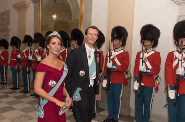 La princesse Marie Cavalier et le prince Joachim arrivent