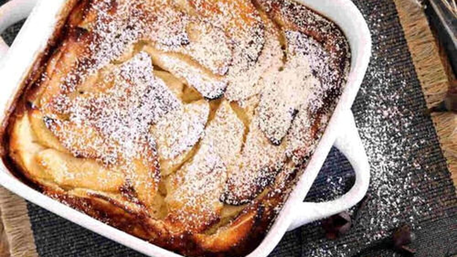 Clafoutis aux pommes parfumé à la vanille et cannelle