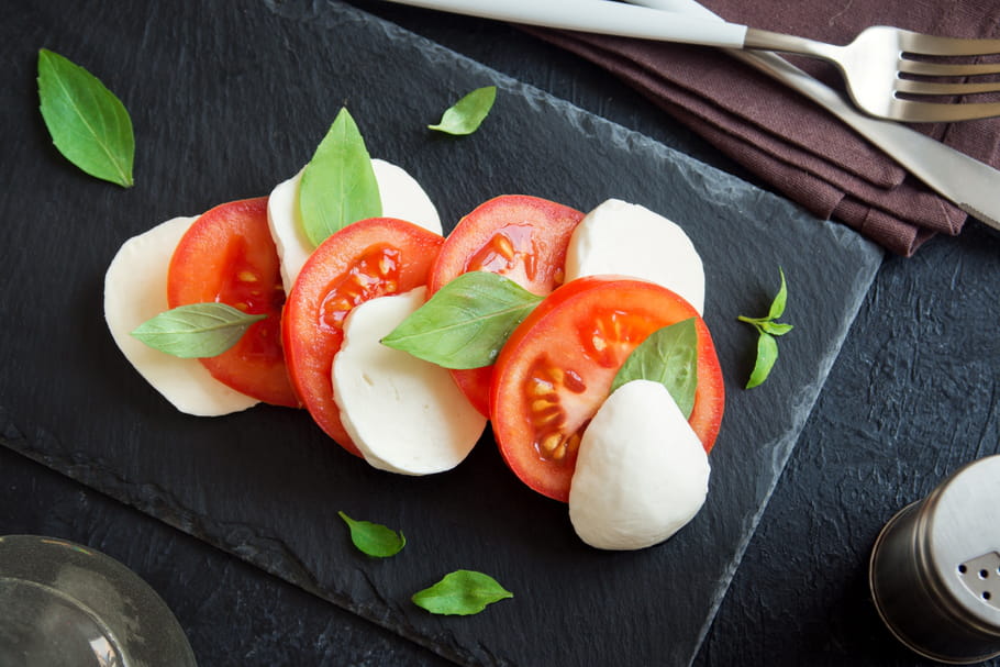 Comment couper facilement la mozzarella ?