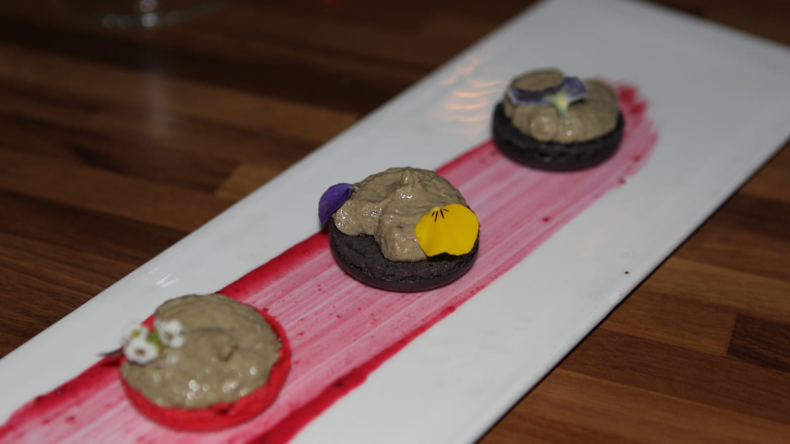 Macaron au pâté de foie de volaille