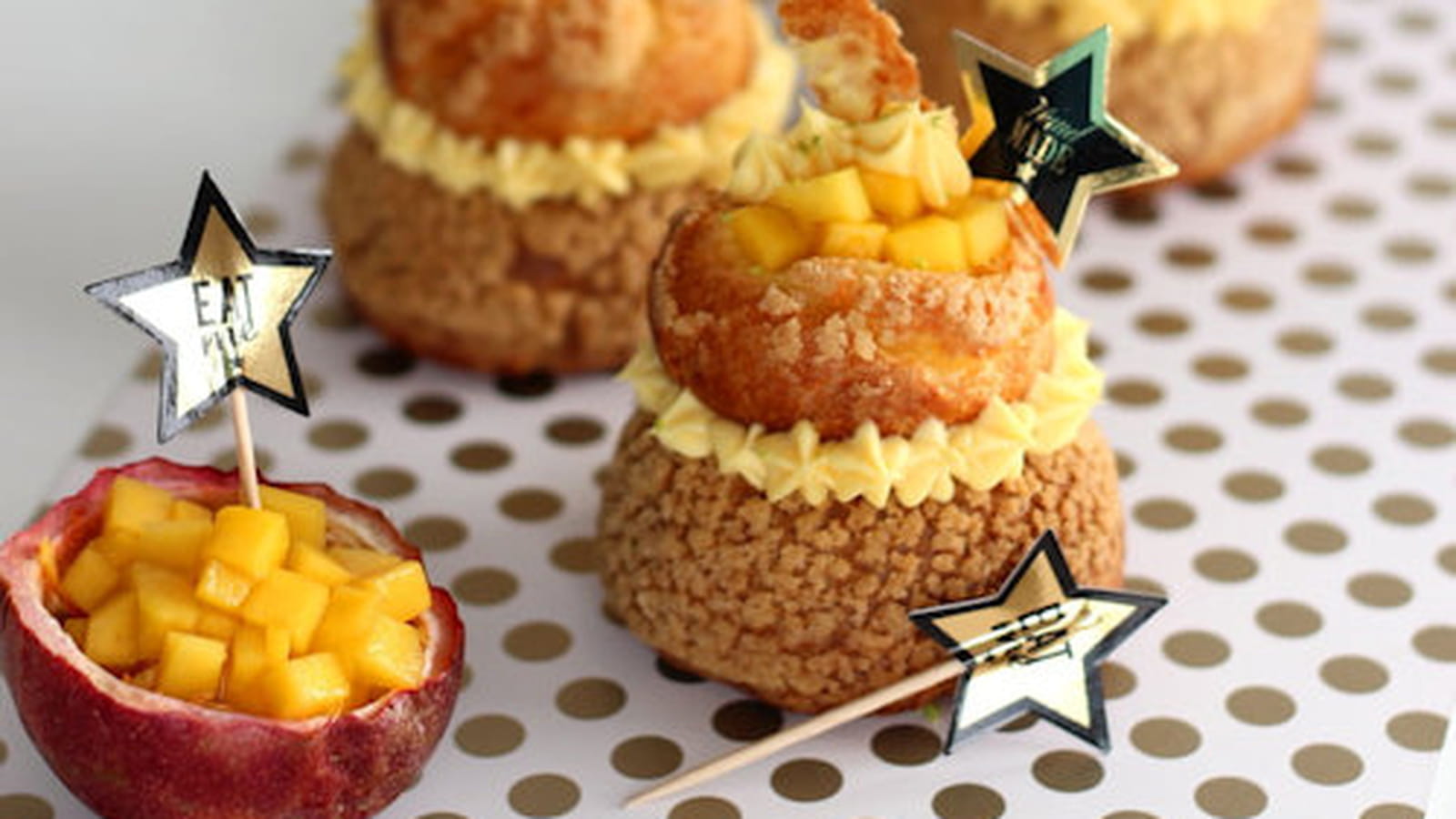 Religieuse mangue passion et citron vert