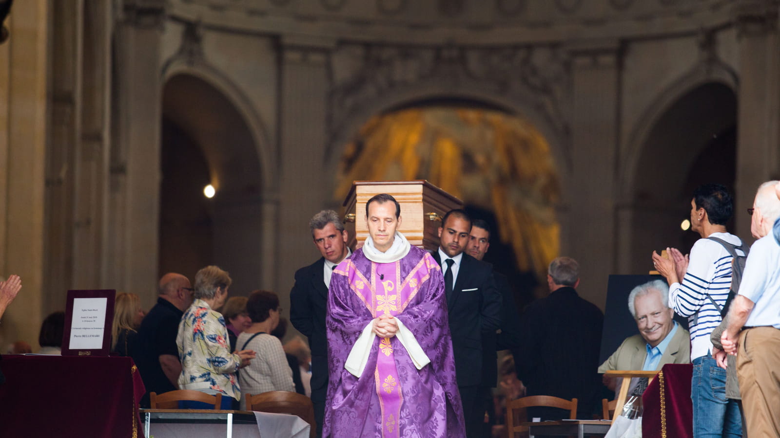 Sortie de l'église