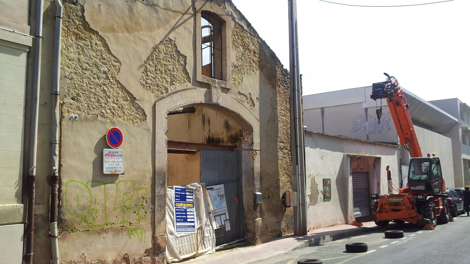Façade de la grange