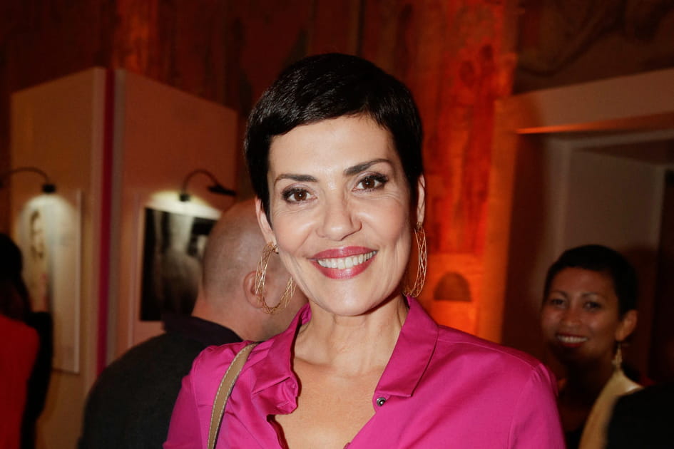 La bouche rose bonbon de Cristina Cordula