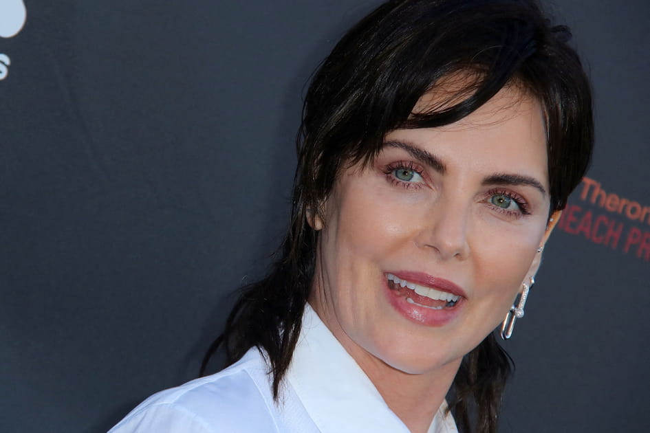 La coupe mulet de Charlize Theron