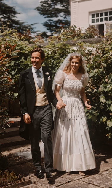 TOP&nbsp;: Princesse Beatrice en robe de mari&eacute;e