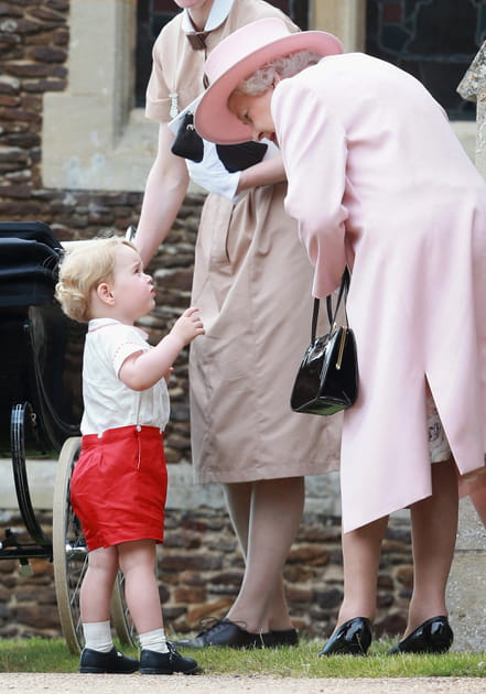 Elizabeth II partage un moment de tendresse avec le prince George