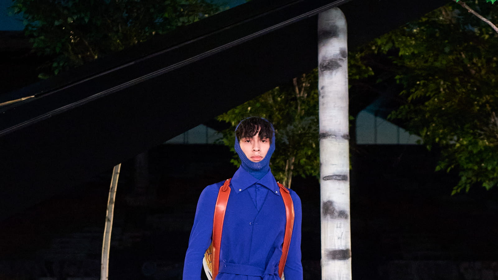 Look 19