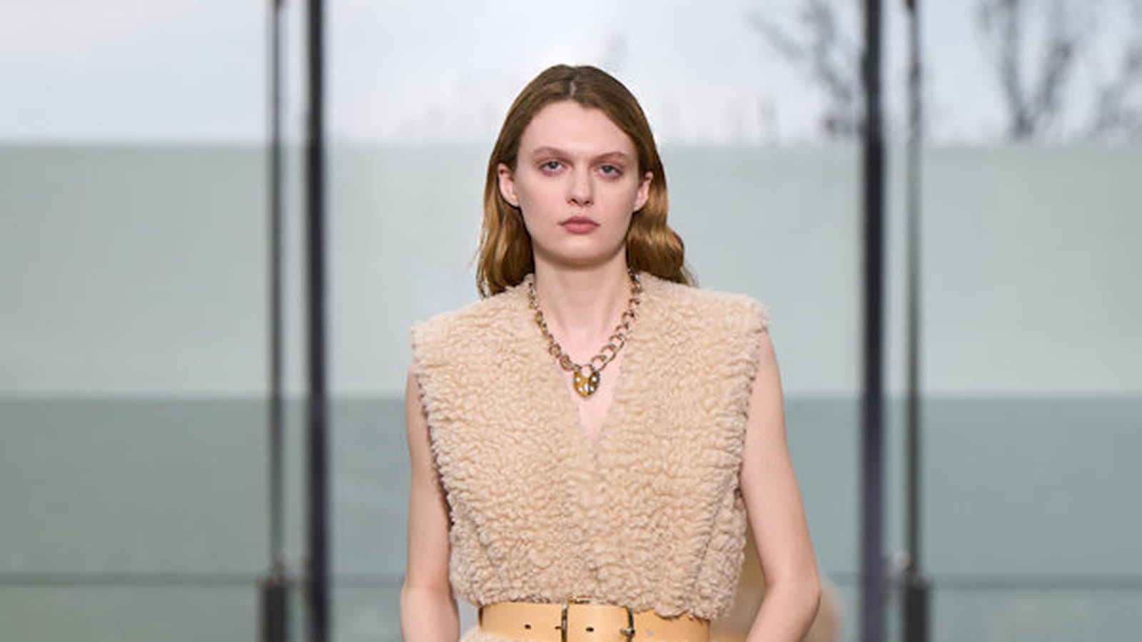 Look 26