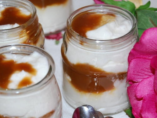 Mousse noix de coco au coeur de confiture de lait