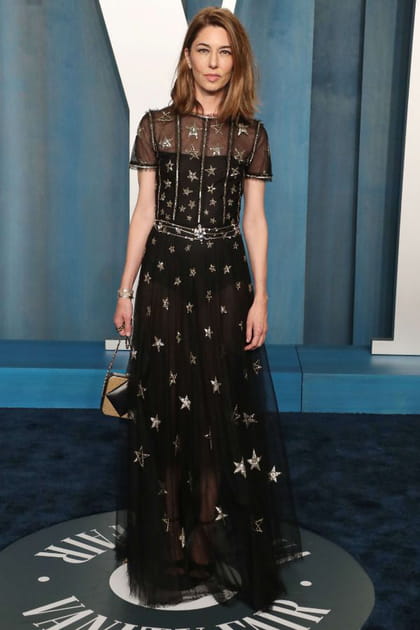 Sofia Coppola en robe longue brodée d'étoiles dorées