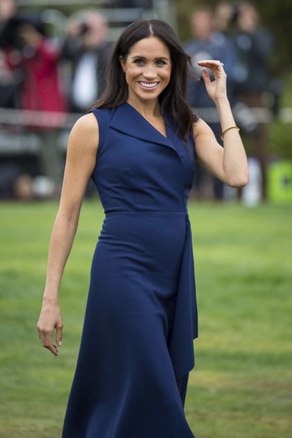 Meghan Markle affiche son baby-bump