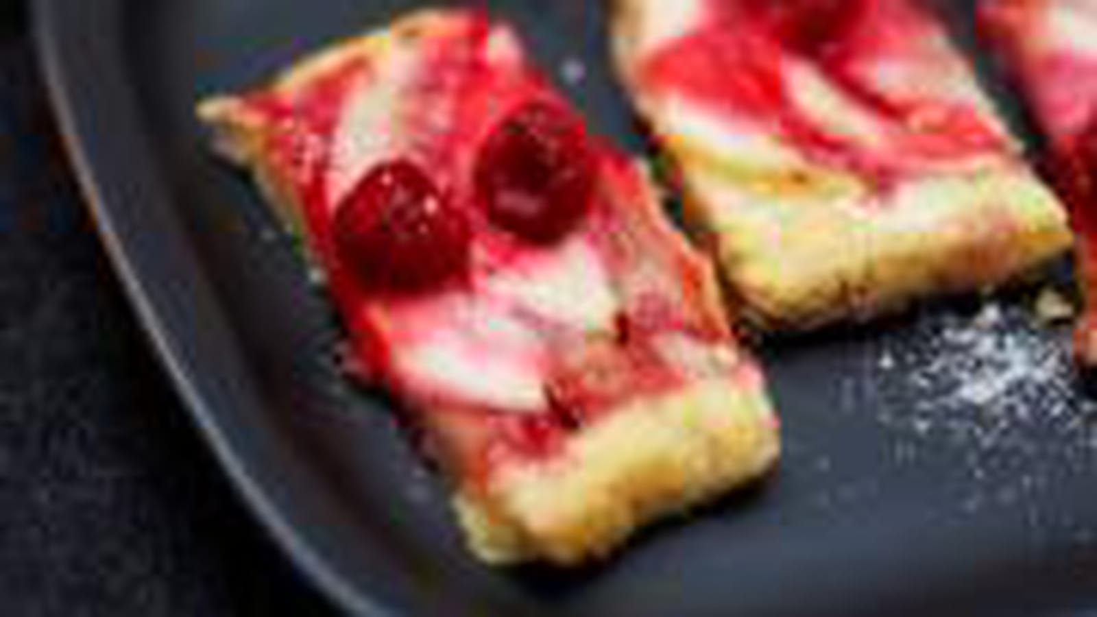 Tarte aux poires et aux framboises