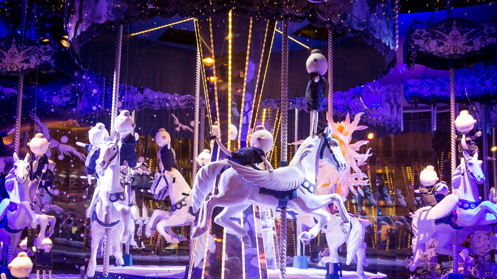 Un manège enchanté au Printemps
