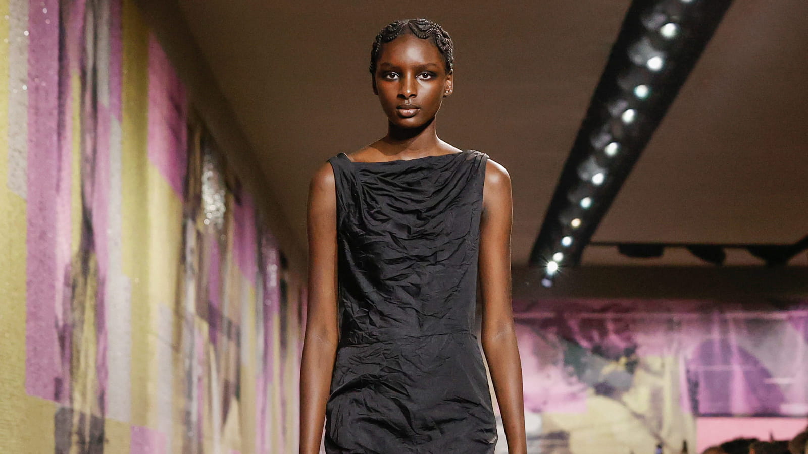 Look 11