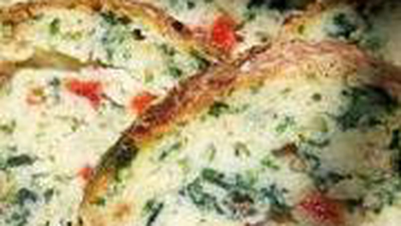 Cake aux lardons, poivron et fanes de radis