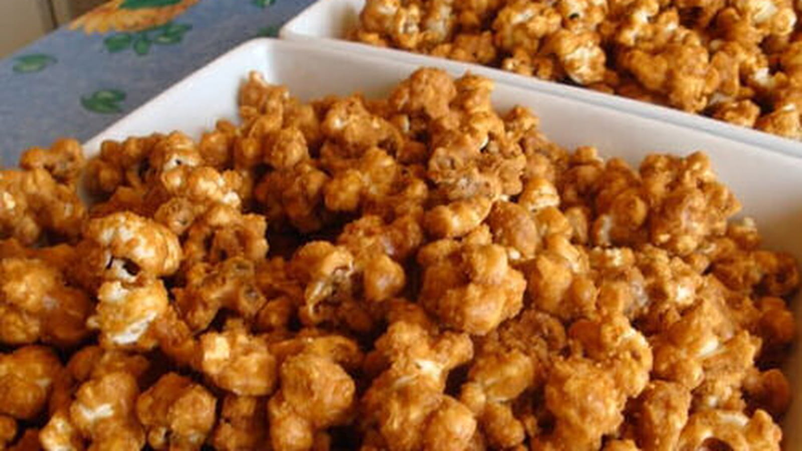 Toffee pop corn