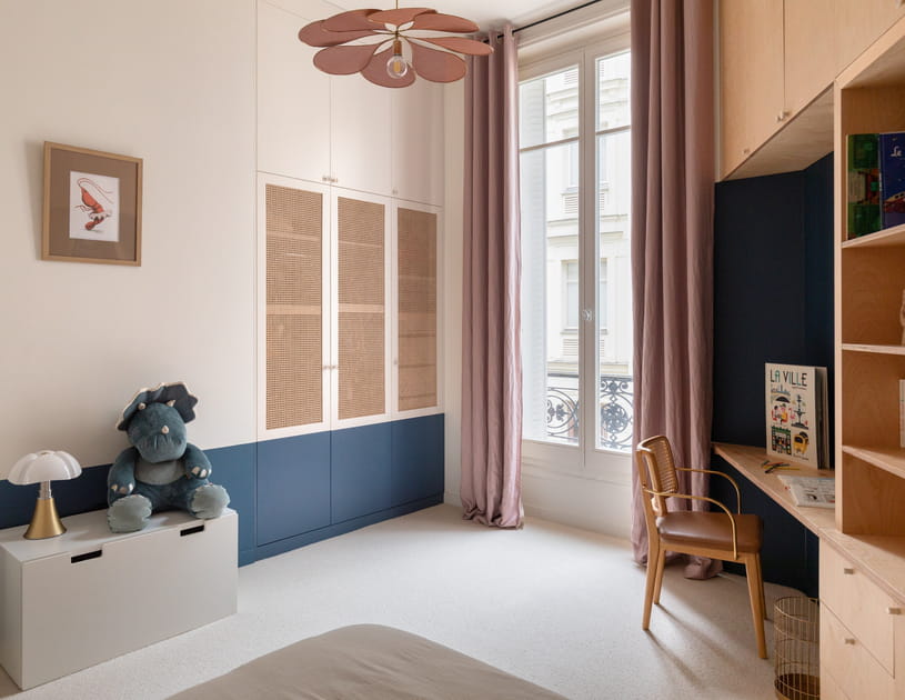 Apr&egrave;s&nbsp;: une chambre avec placard int&eacute;gr&eacute; dans le mur