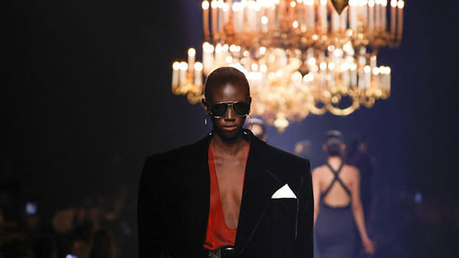 Look 27
