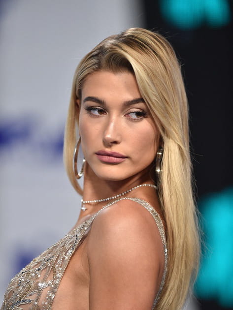 Hailey Baldwin, avant