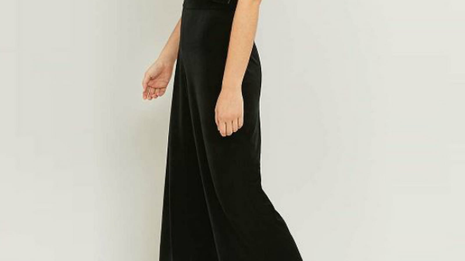 Combinaison, bottines et collier Pins & Needles