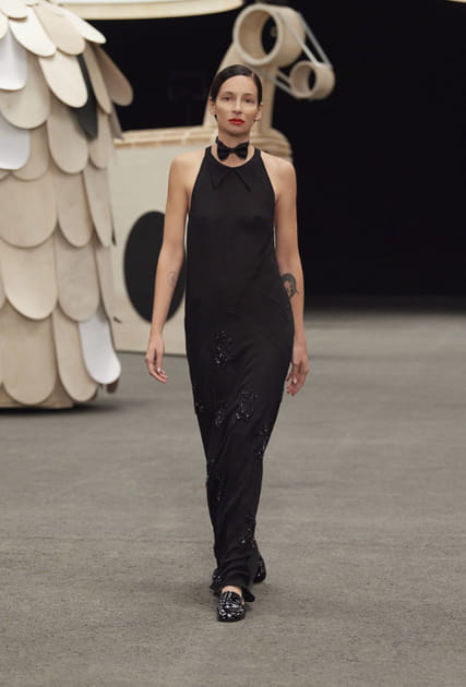 Look 43&nbsp;du d&eacute;fil&eacute; Chanel