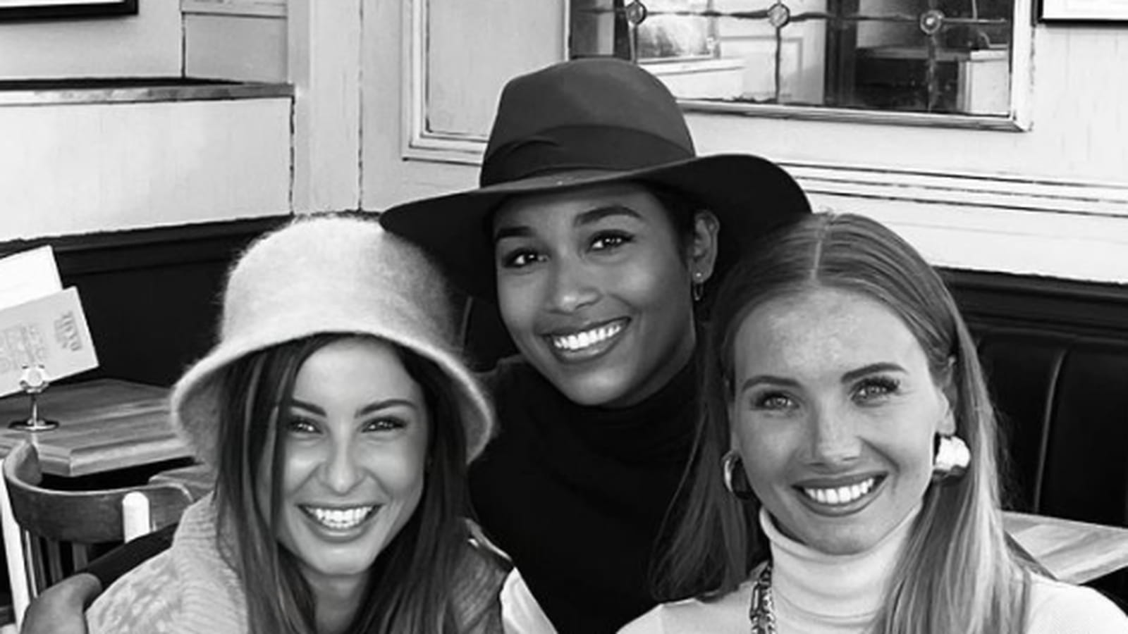 Malika Ménard, Clémence Botino et Amandine Petit