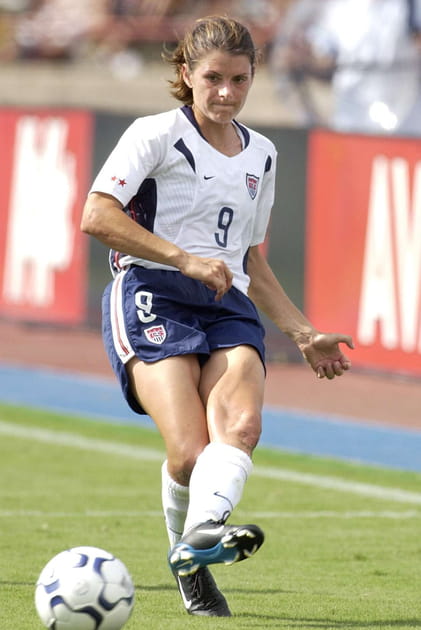 La joueuse de football Mia Hamm en 2003