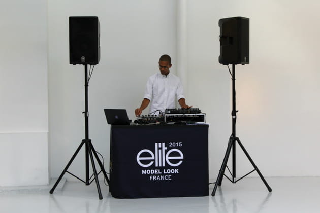 Ambiance détendue au casting Elite