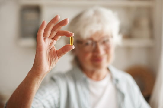Ni la D, ni la B12&nbsp;: voici la vitamine vraiment essentielle apr&egrave;s 70&nbsp;ans pour bien vieillir