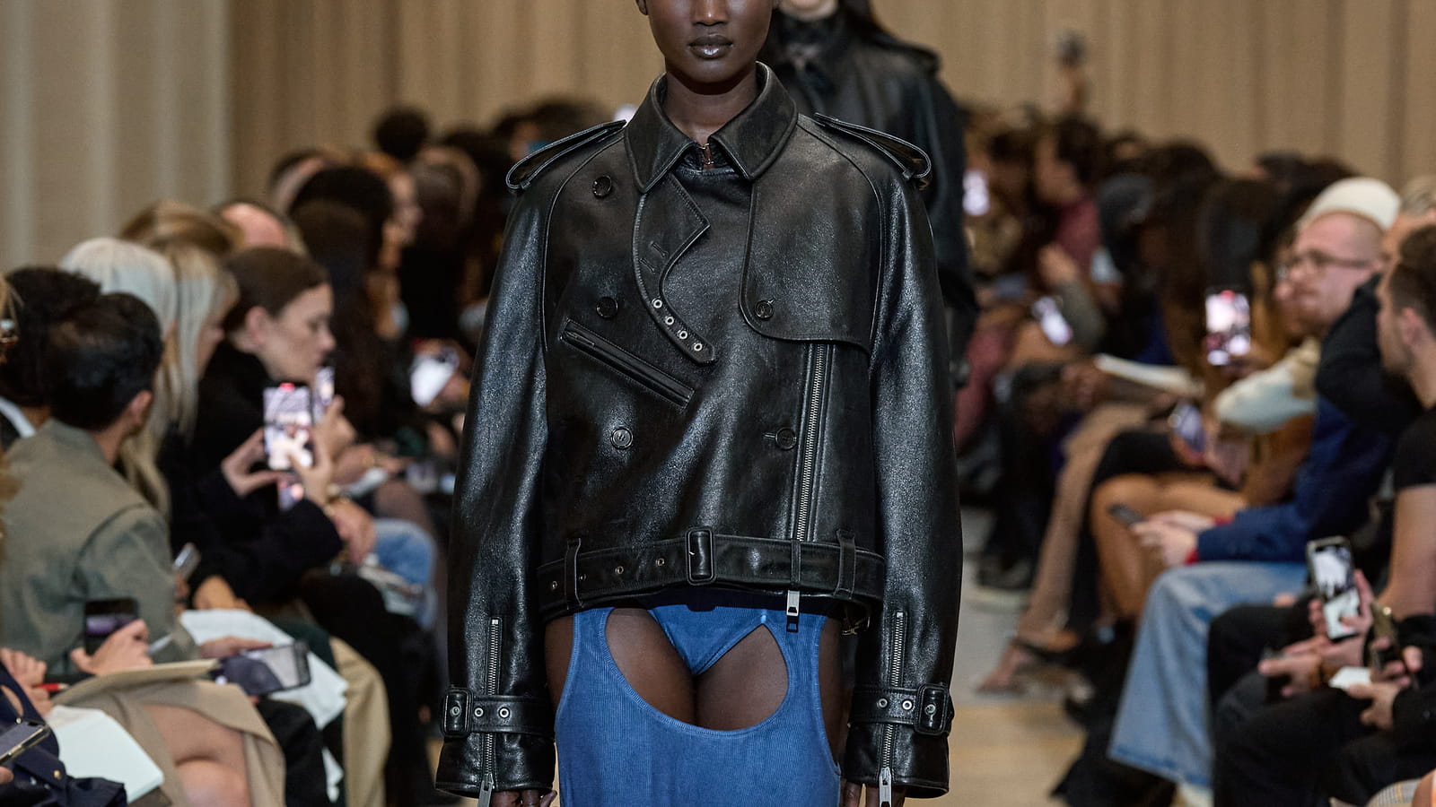  Look 36