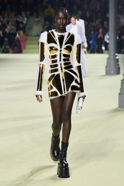 Look 10 du défilé Balmain
