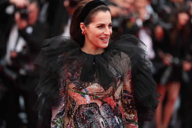 Amira Casar nous en fait voir de toutes les couleurs