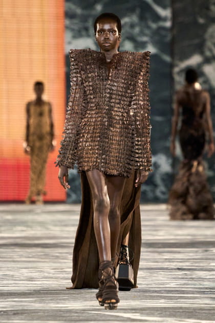 Look 102&nbsp;du d&eacute;fil&eacute; Balmain