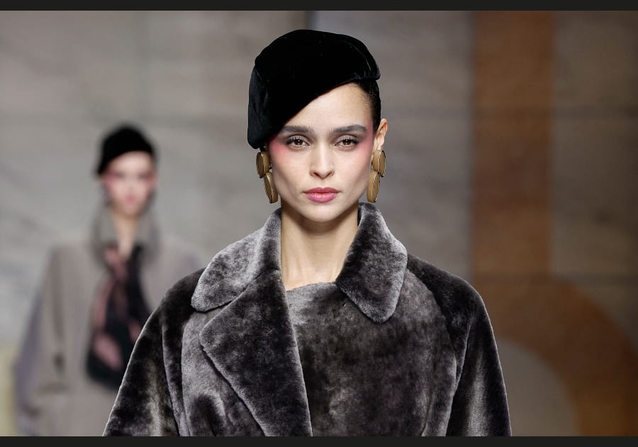 Les tempes roses de Giorgio Armani