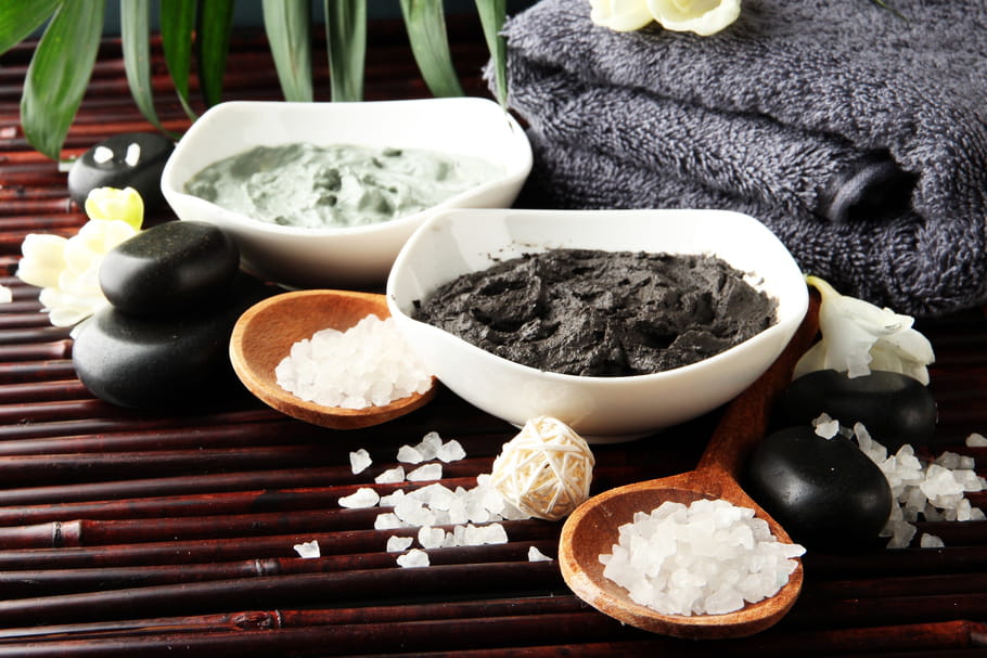 3 gestes pour nettoyer sa peau naturellement