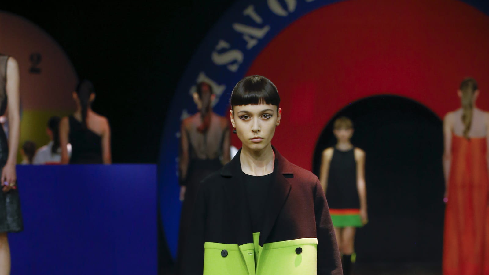 Look 7