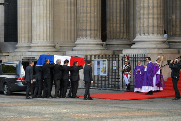 La cercueil de Jacques Chirac devant l'&eacute;glise Saint-Sulpice