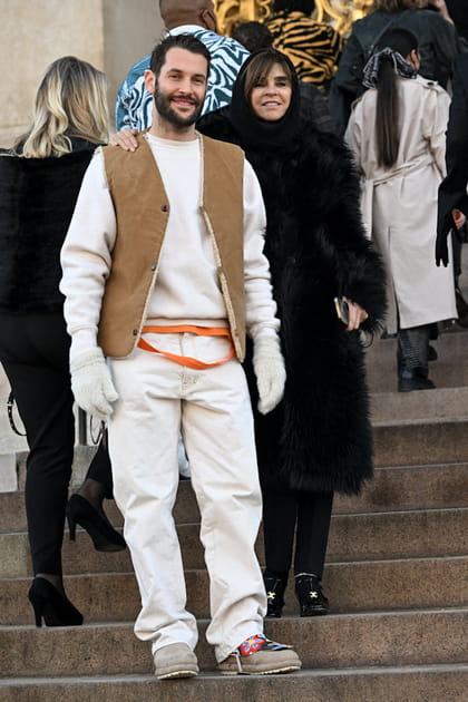 Simon Porte Jacquemus et Carine Roitfeld au d&eacute;fil&eacute; Schiaparelli