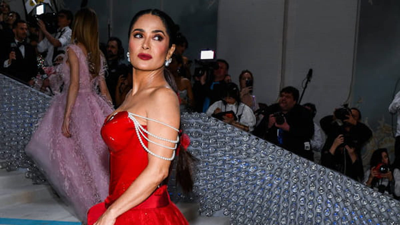Salma Hayek Evan Agostini Abaca