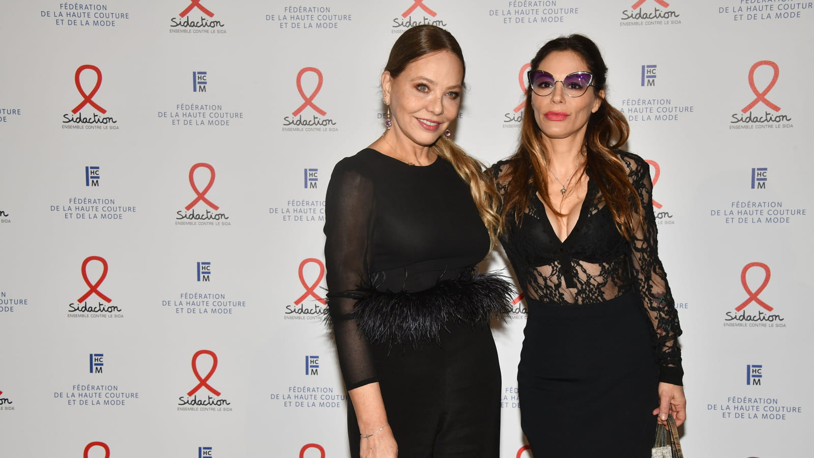 Ornella Muti et une invitée