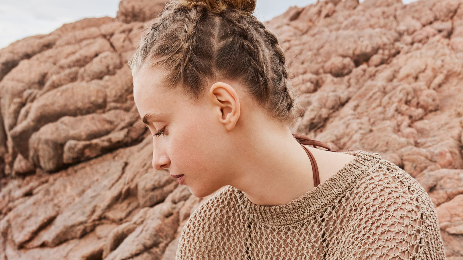 Chignon haut tressé