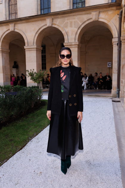 Olivia Palermo au d&eacute;fil&eacute; M&ocirc;not