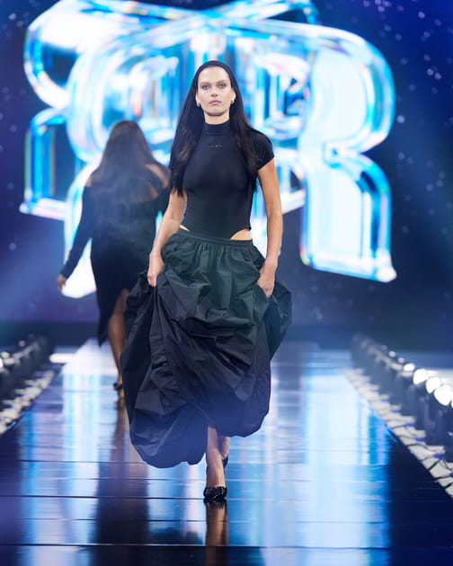 Look 29&nbsp;du d&eacute;fil&eacute; Rotate